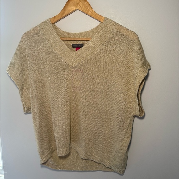 Vince Camuto Beige Short Sleeve Top - Picture 1 of 8